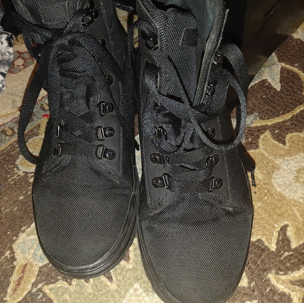 Dr.Martens Black Combs Combat Boots